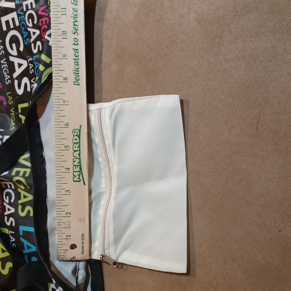 NWOT Las Vegas Nylon Tote/Purse - Picture 8 of 9